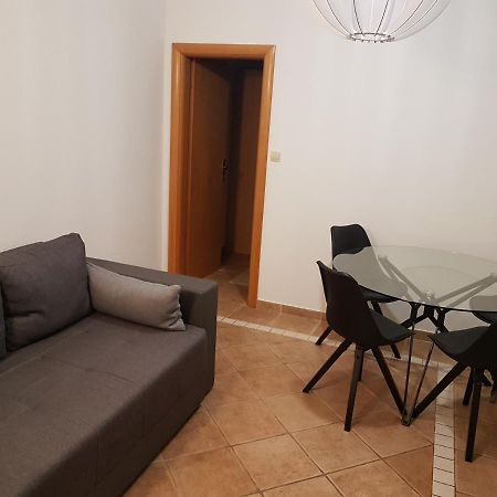 Apartmani Katja Omiš Eksteriør billede
