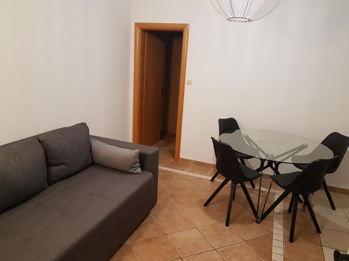 Apartmani Katja Omiš Eksteriør billede
